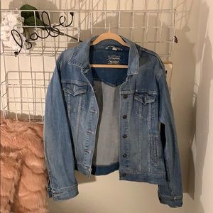 Levi’s denim jacket